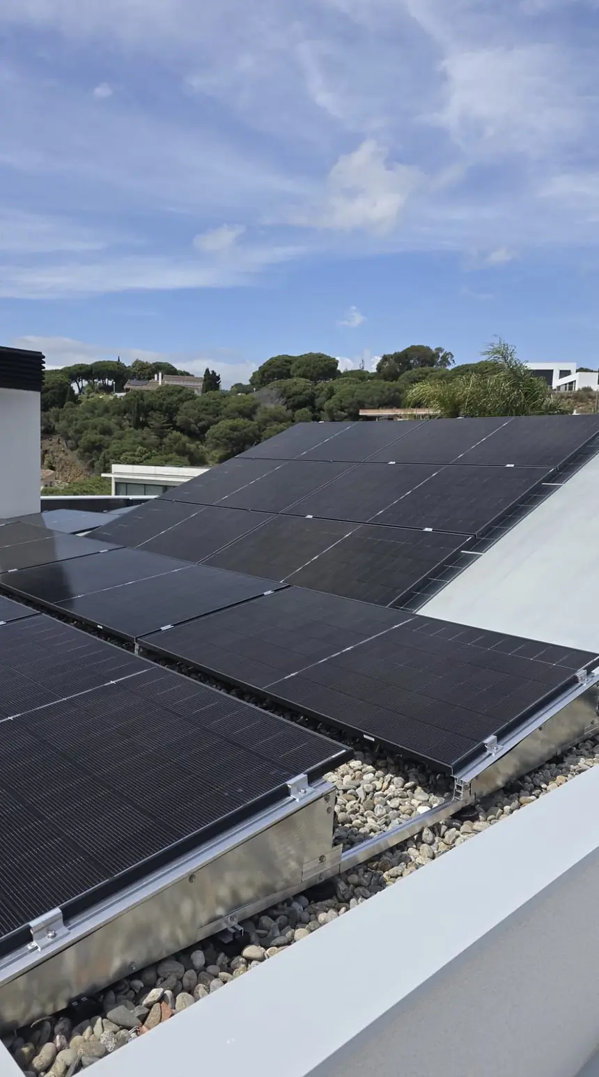 Instalación fotovoltaica realizada por Efisity
